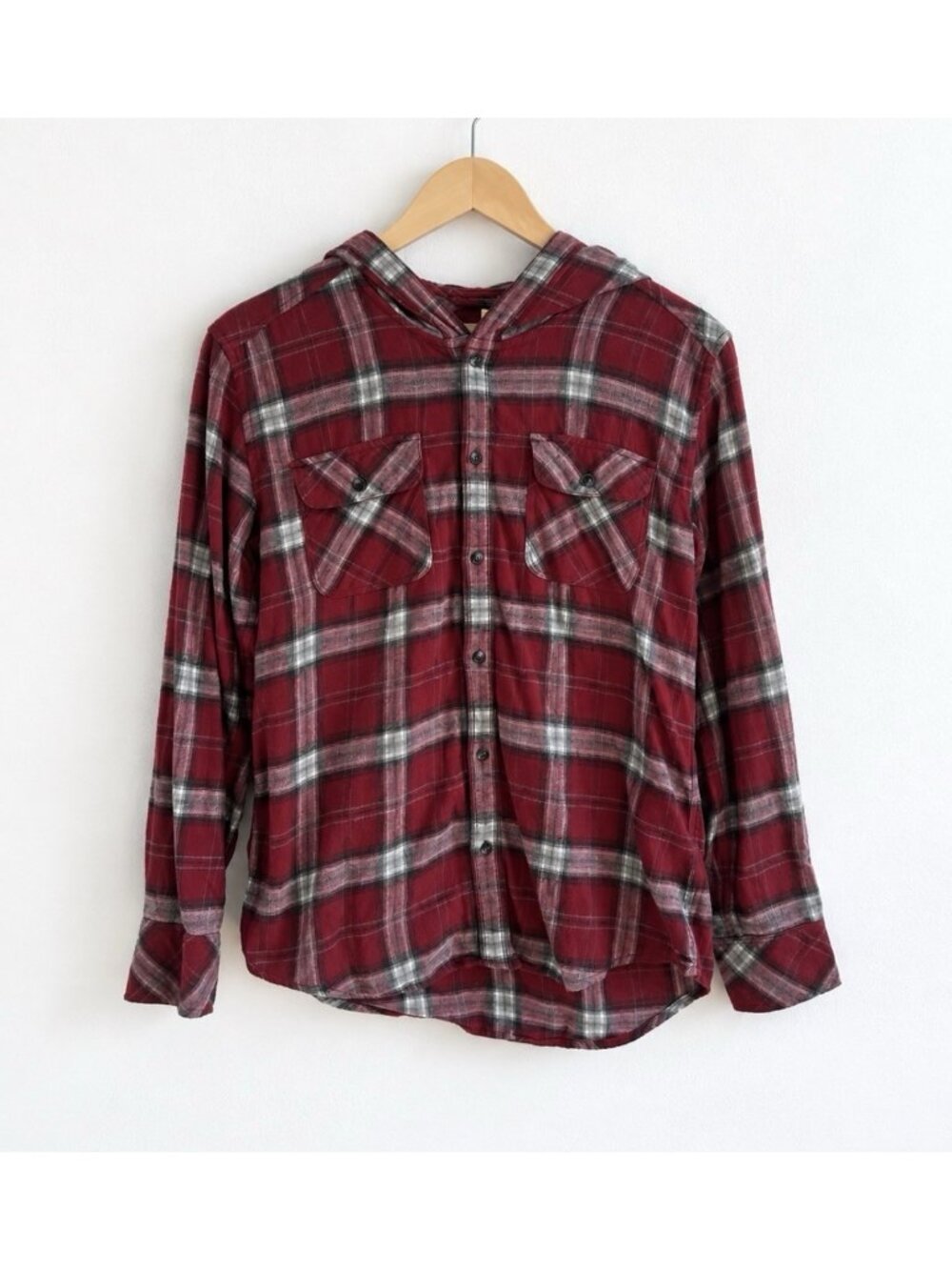 Aritzia TNA Hooded Plaid Flannel Button Up Shirt Boyfriend Fit Red Women’s S